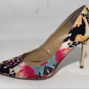 Thalia Sodi ELINA pumps